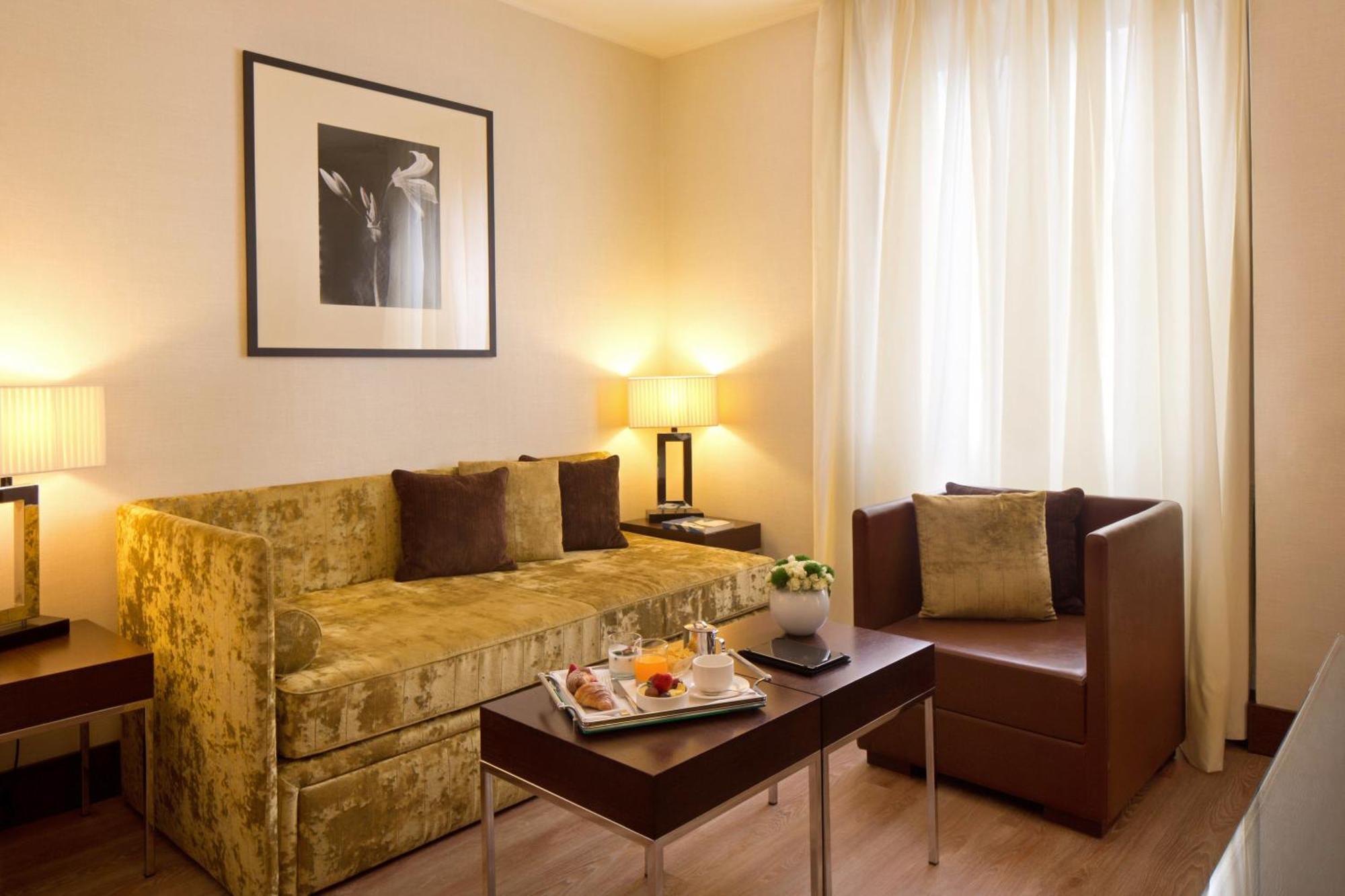 Starhotels Ritz Milan Room photo